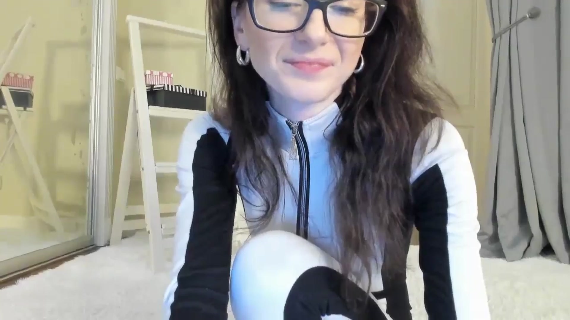 Gallery image thumbnail from Baby_Jewel's myfreecams stream on, 08/09/2024, 08:37 image 12 of 20