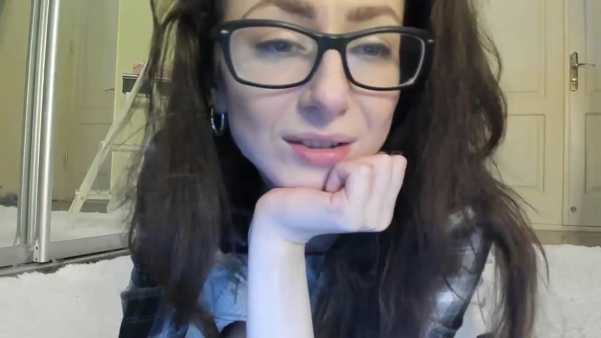 Gallery image thumbnail from Baby_Jewel's myfreecams stream on, 08/09/2024, 14:14 image 14 of 20