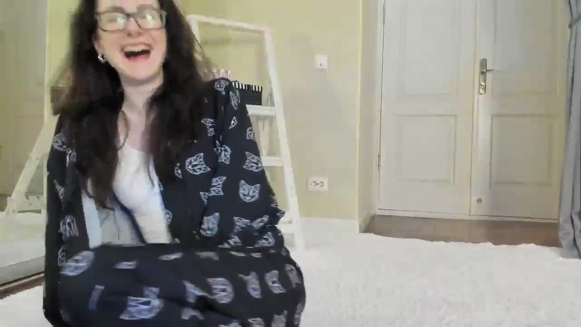 Gallery image thumbnail from Baby_Jewel's myfreecams stream on, 08/10/2024, 13:59 image 16 of 20