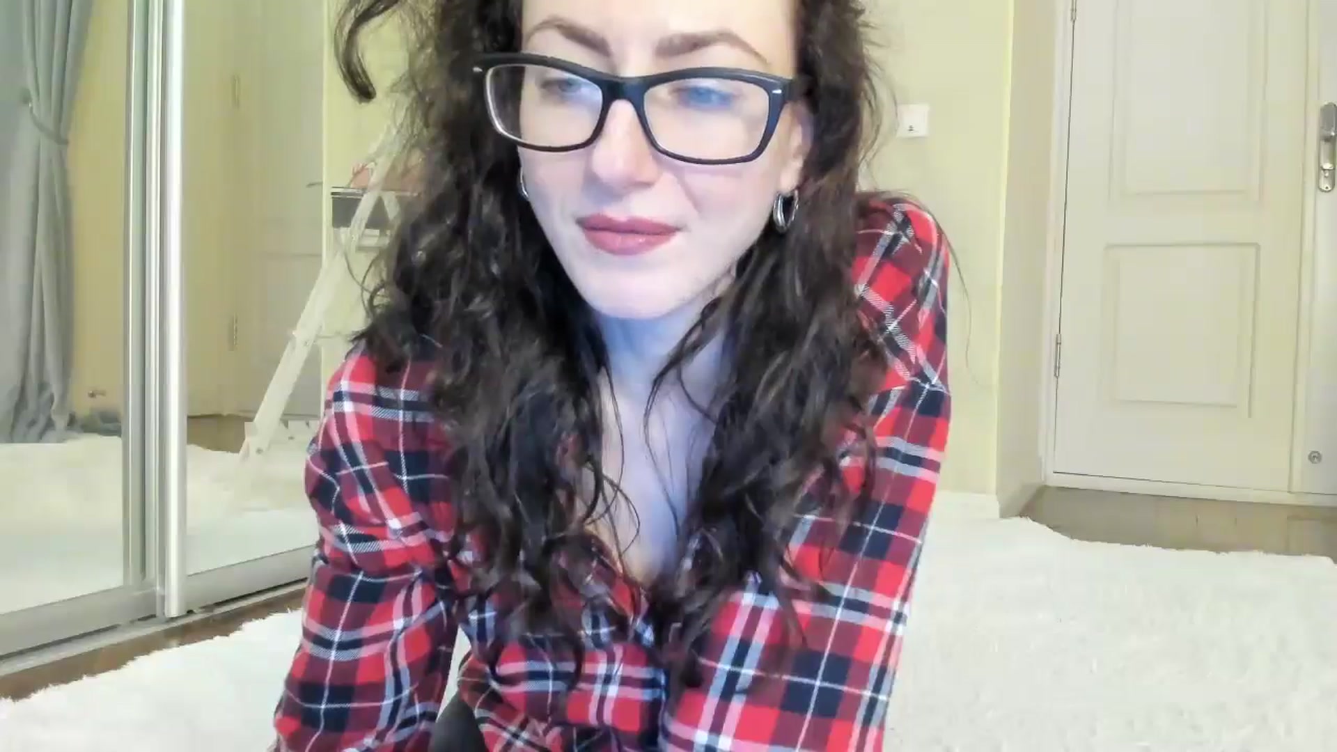 Gallery image thumbnail from Baby_Jewel's myfreecams stream on, 08/11/2024, 12:19 image 3 of 20
