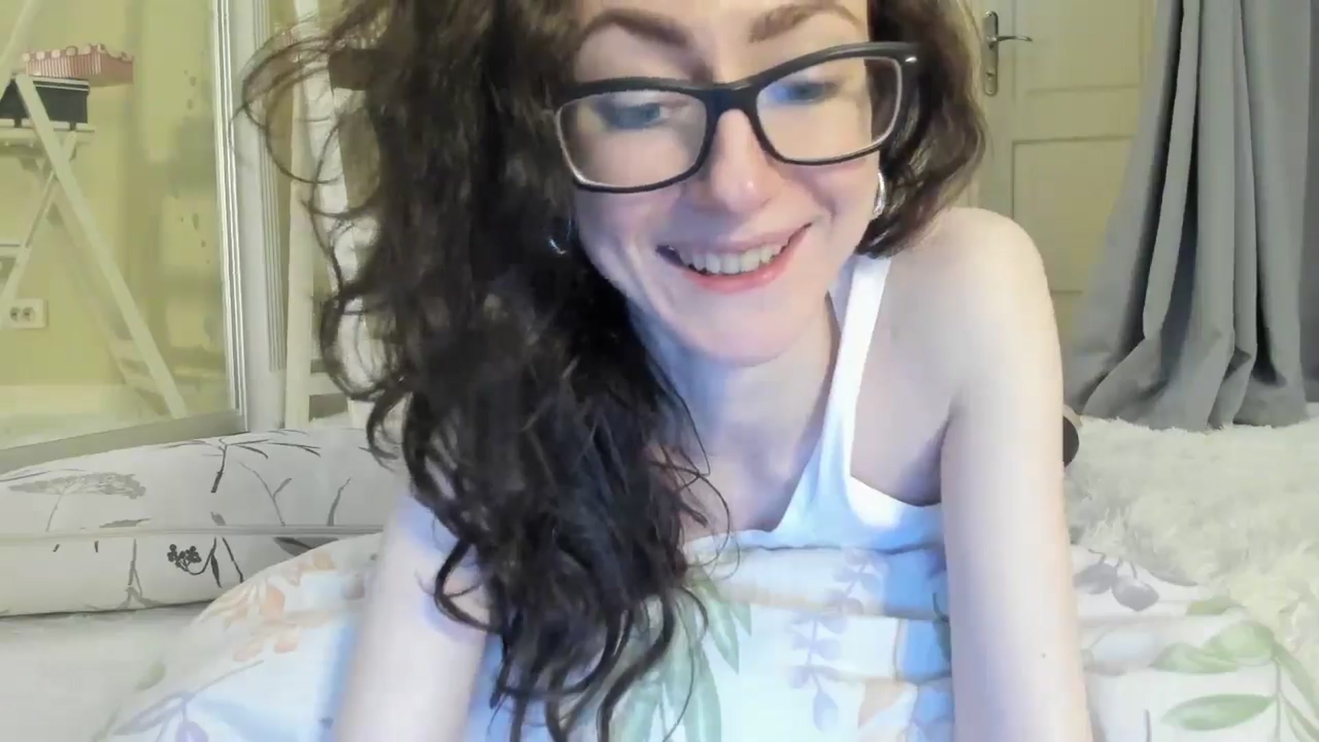 Gallery image thumbnail from Baby_Jewel's myfreecams stream on, 08/13/2024, 14:36 image 14 of 20