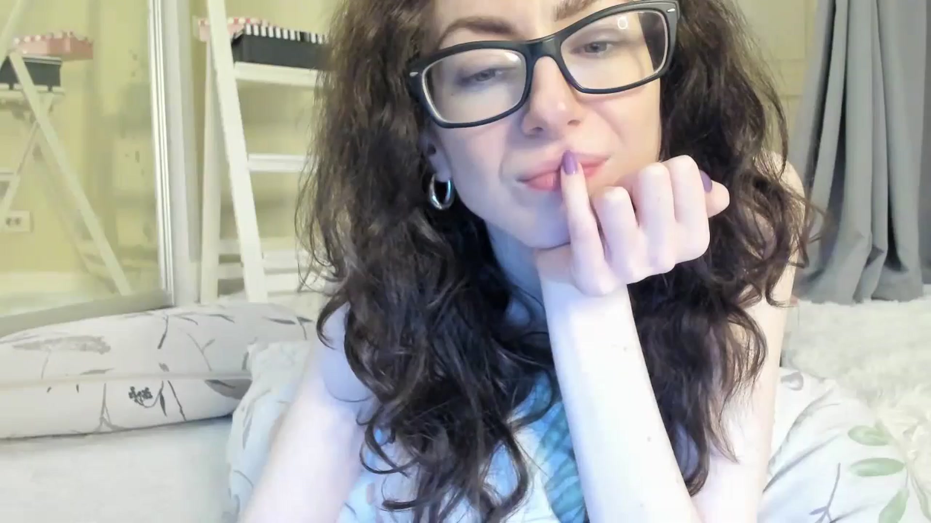 Gallery image thumbnail from Baby_Jewel's myfreecams stream on, 08/13/2024, 14:36 image 12 of 20