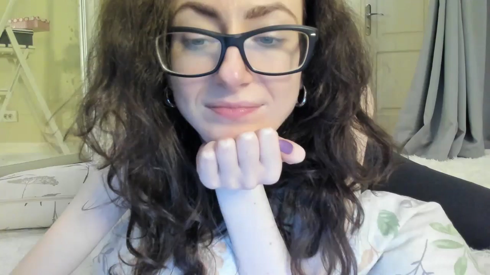 Gallery image thumbnail from Baby_Jewel's myfreecams stream on, 08/13/2024, 14:36 image 8 of 20