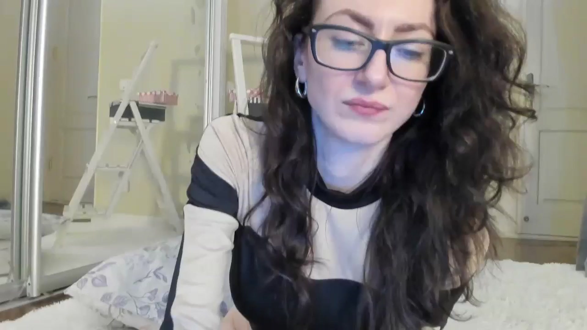 Gallery image thumbnail from Baby_Jewel's myfreecams stream on, 08/17/2024, 12:57 image 3 of 20