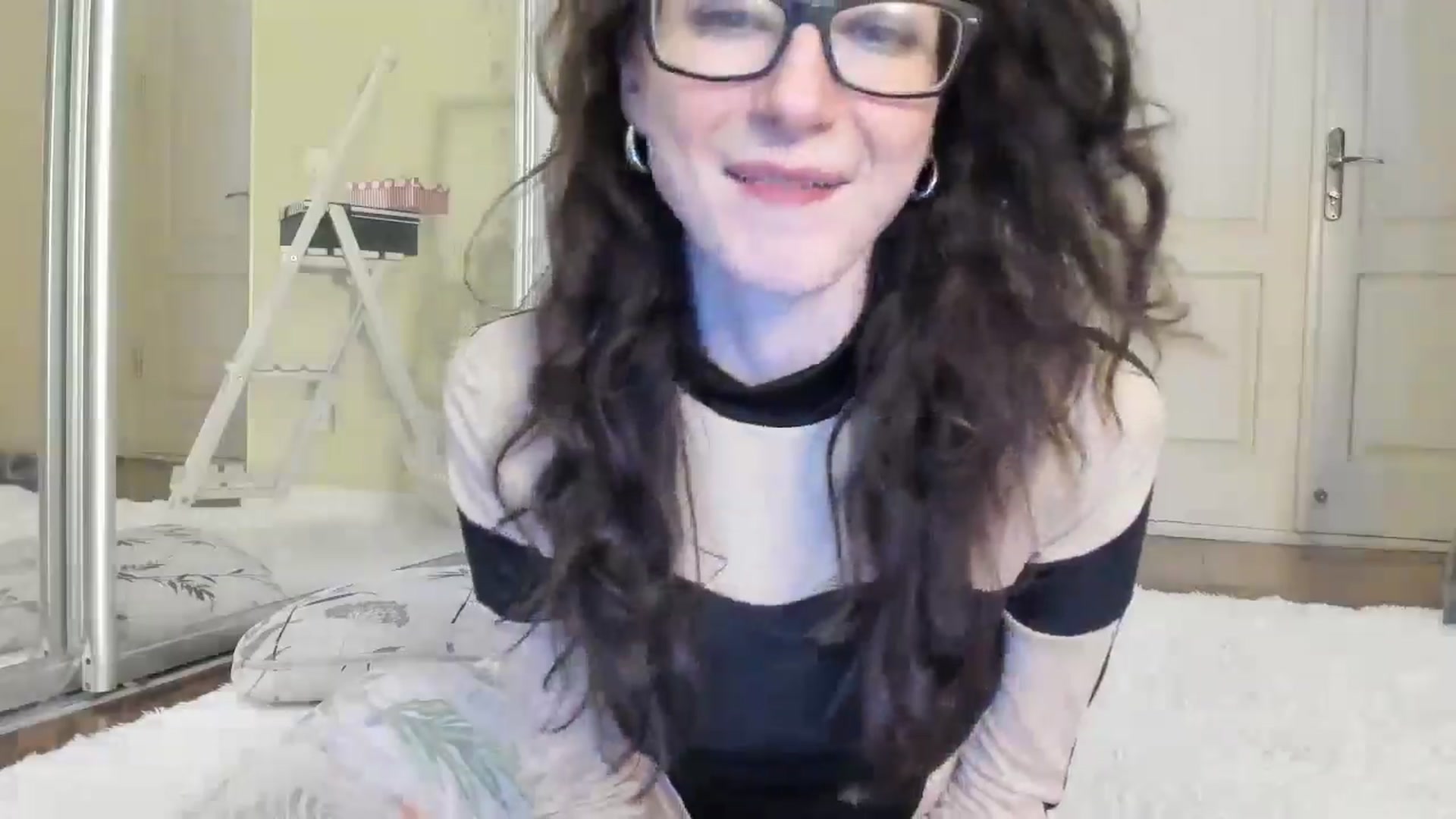 Gallery image thumbnail from Baby_Jewel's myfreecams stream on, 08/17/2024, 12:57 image 12 of 20