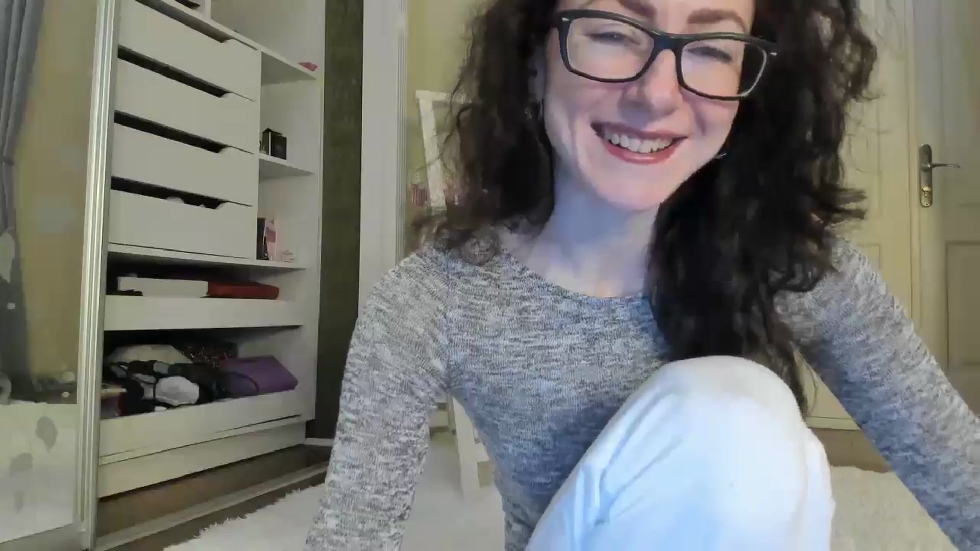 Gallery image thumbnail from Baby_Jewel's myfreecams stream on, 08/20/2024, 08:51 image 6 of 20