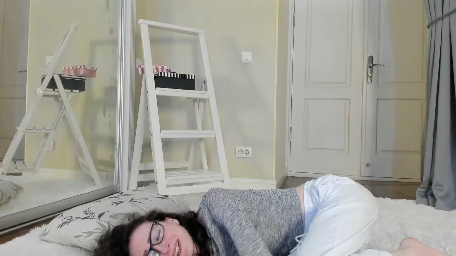 Gallery image thumbnail from Baby_Jewel's myfreecams stream on, 08/20/2024, 11:55 image 3 of 20