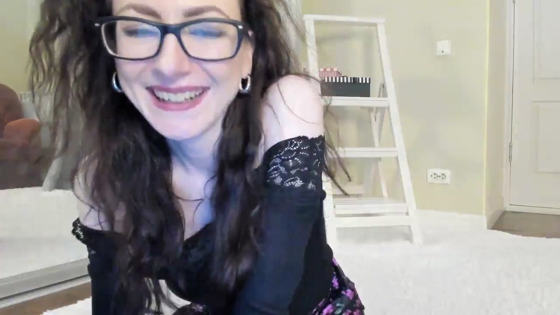 Gallery image thumbnail from Baby_Jewel's myfreecams stream on, 08/21/2024, 13:11 image 13 of 20