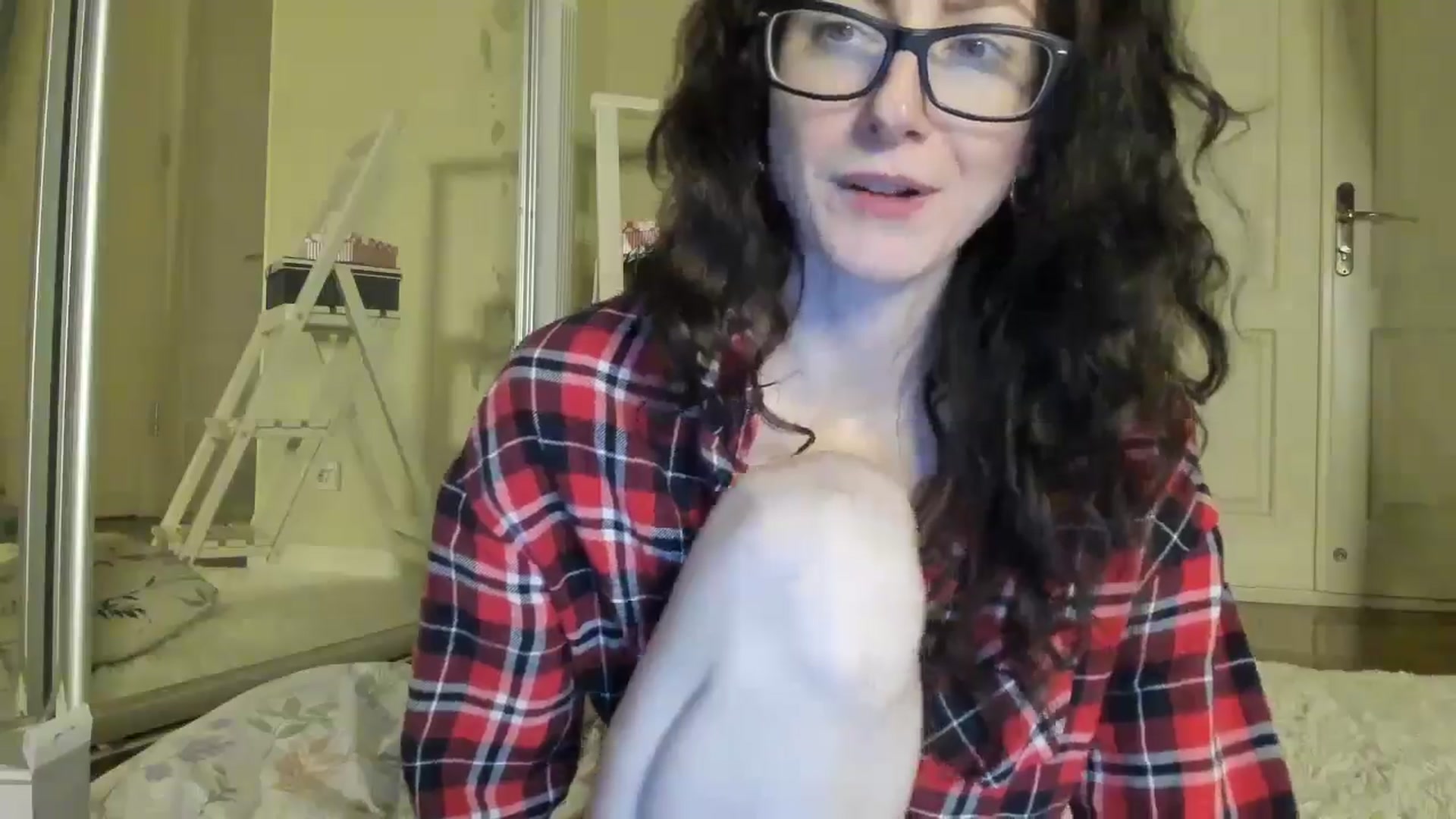 Gallery image thumbnail from Baby_Jewel's myfreecams stream on, 08/27/2024, 14:08 image 6 of 20