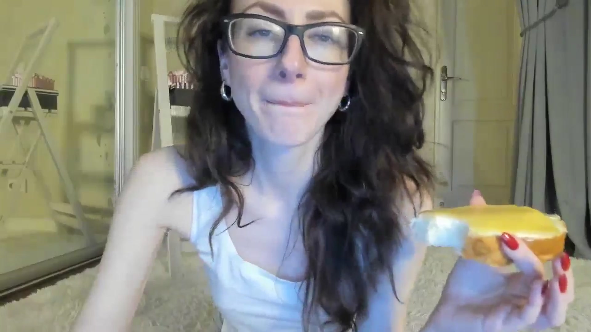 Gallery image thumbnail from Baby_Jewel's myfreecams stream on, 08/28/2024, 10:16 image 19 of 20
