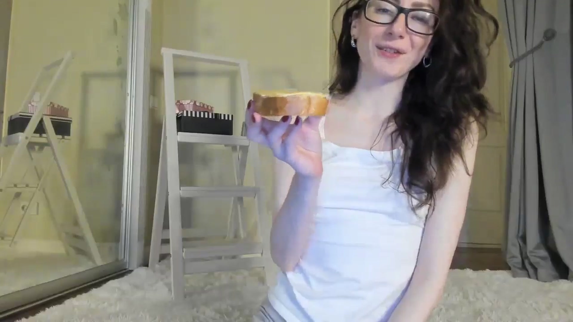 Gallery image thumbnail from Baby_Jewel's myfreecams stream on, 08/28/2024, 10:16 image 13 of 20