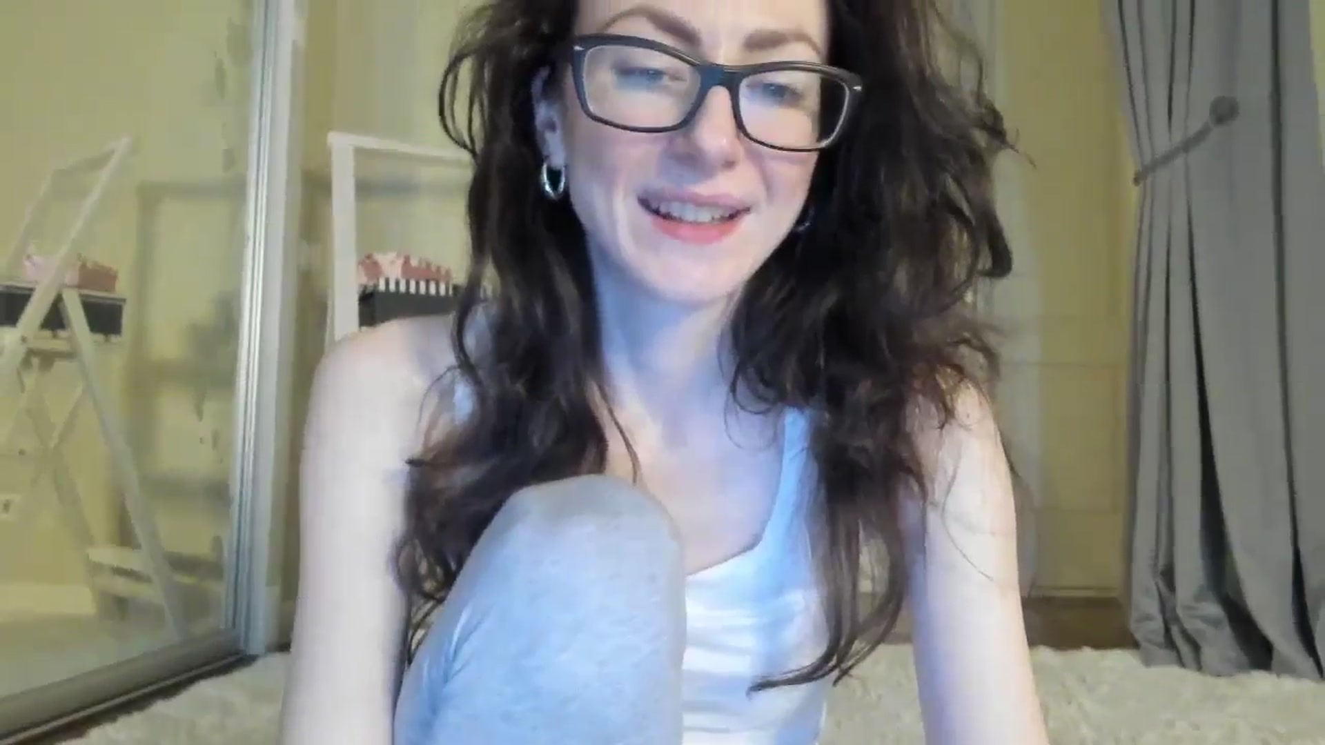 Gallery image thumbnail from Baby_Jewel's myfreecams stream on, 08/28/2024, 12:18 image 3 of 20