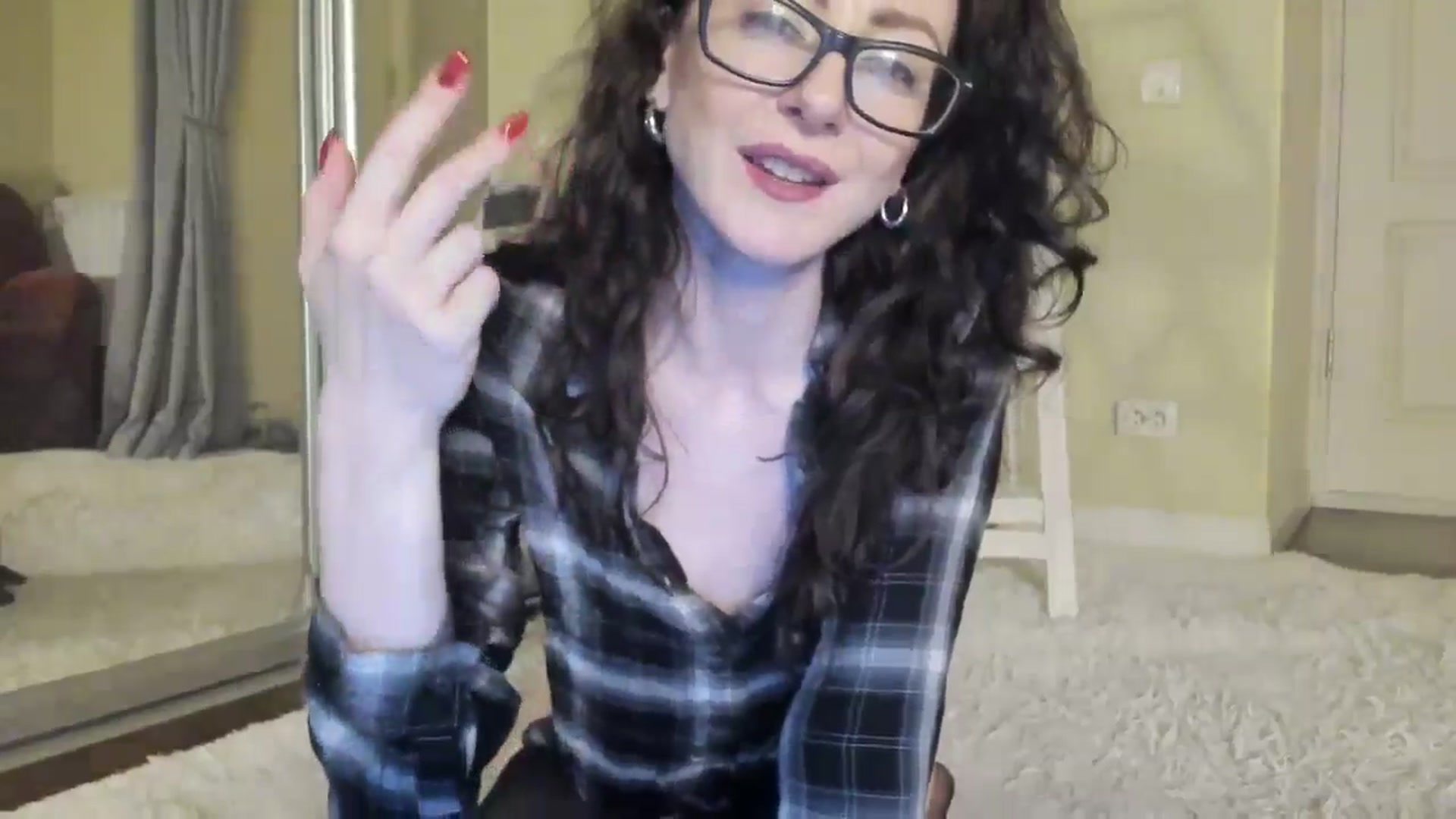 Gallery image thumbnail from Baby_Jewel's myfreecams stream on, 08/29/2024, 14:31 image 7 of 20