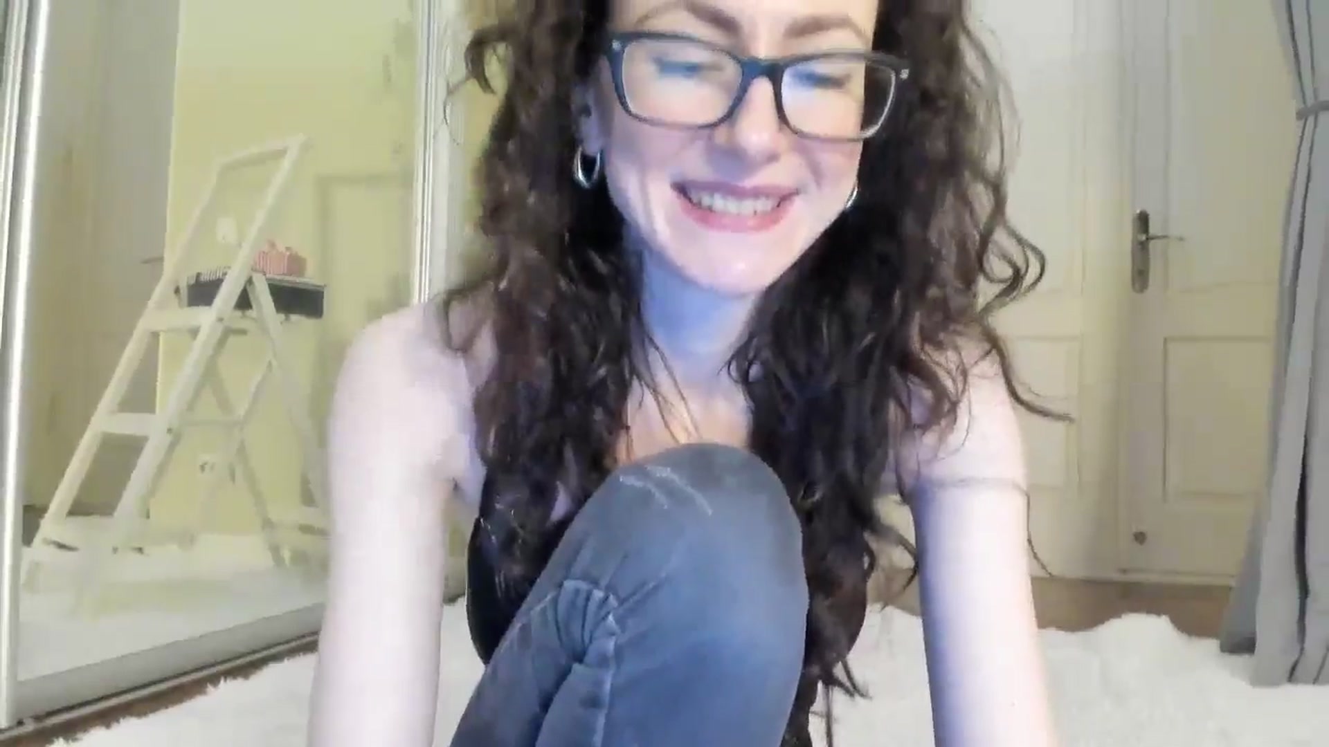 Gallery image thumbnail from Baby_Jewel's myfreecams stream on, 09/04/2024, 14:02 image 14 of 20