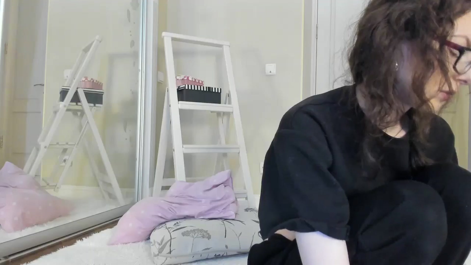 Gallery image thumbnail from Baby_Jewel's myfreecams stream on, 09/07/2024, 11:27 image 7 of 20