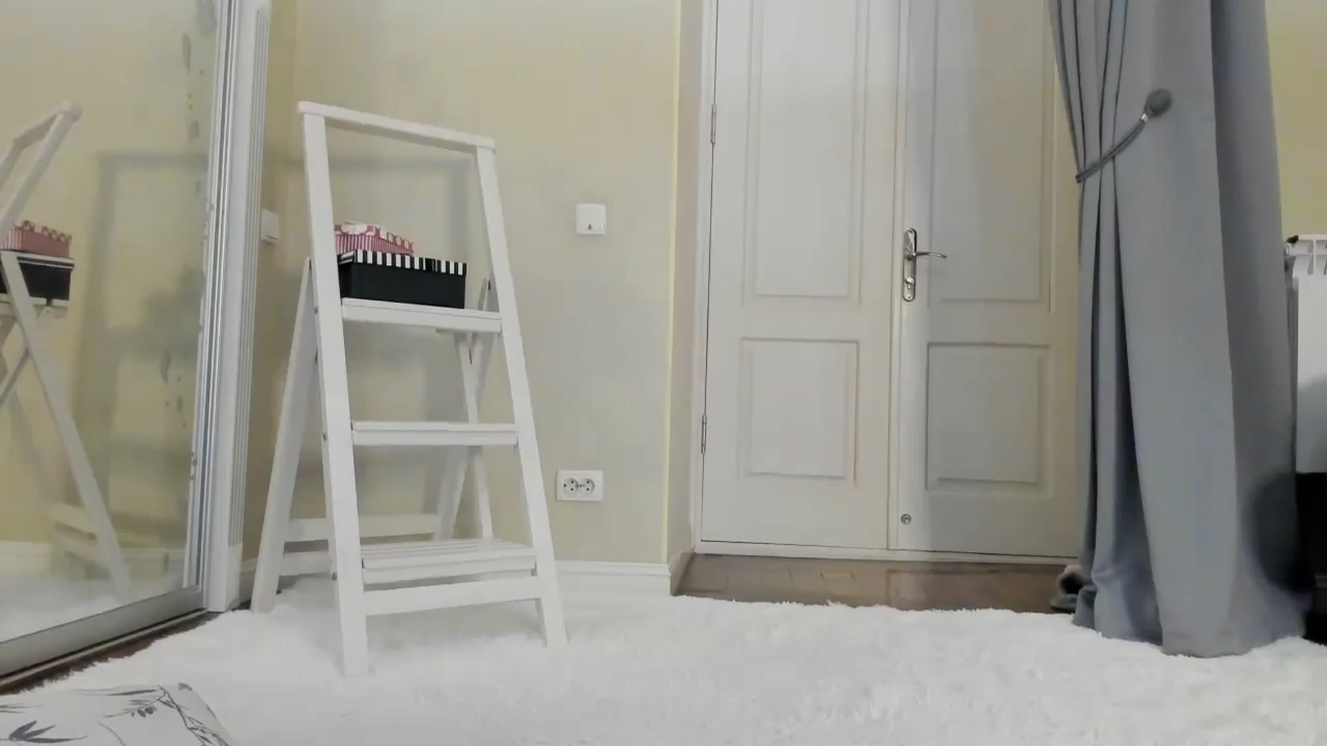 Gallery image thumbnail from Baby_Jewel's myfreecams stream on, 09/08/2024, 12:37 image 9 of 20