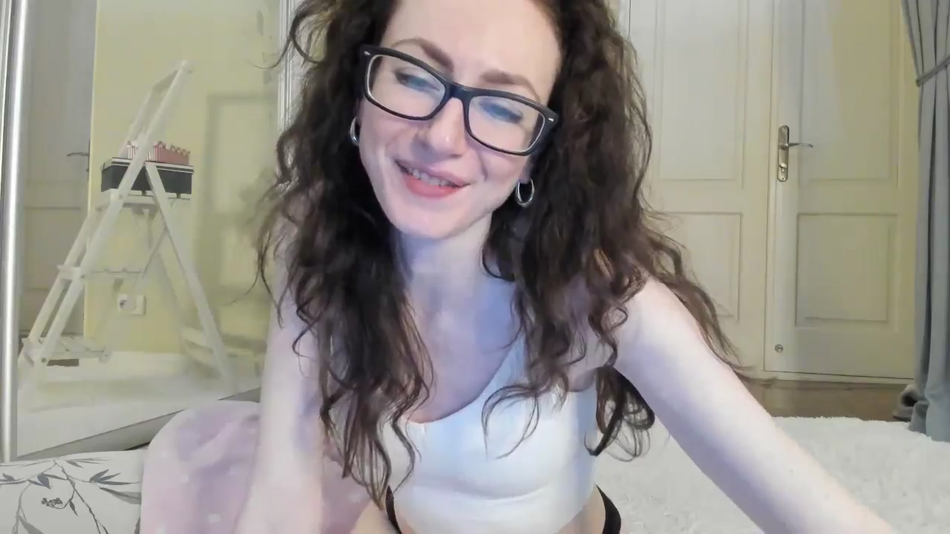 Gallery image thumbnail from Baby_Jewel's myfreecams stream on, 09/08/2024, 14:06 image 4 of 20