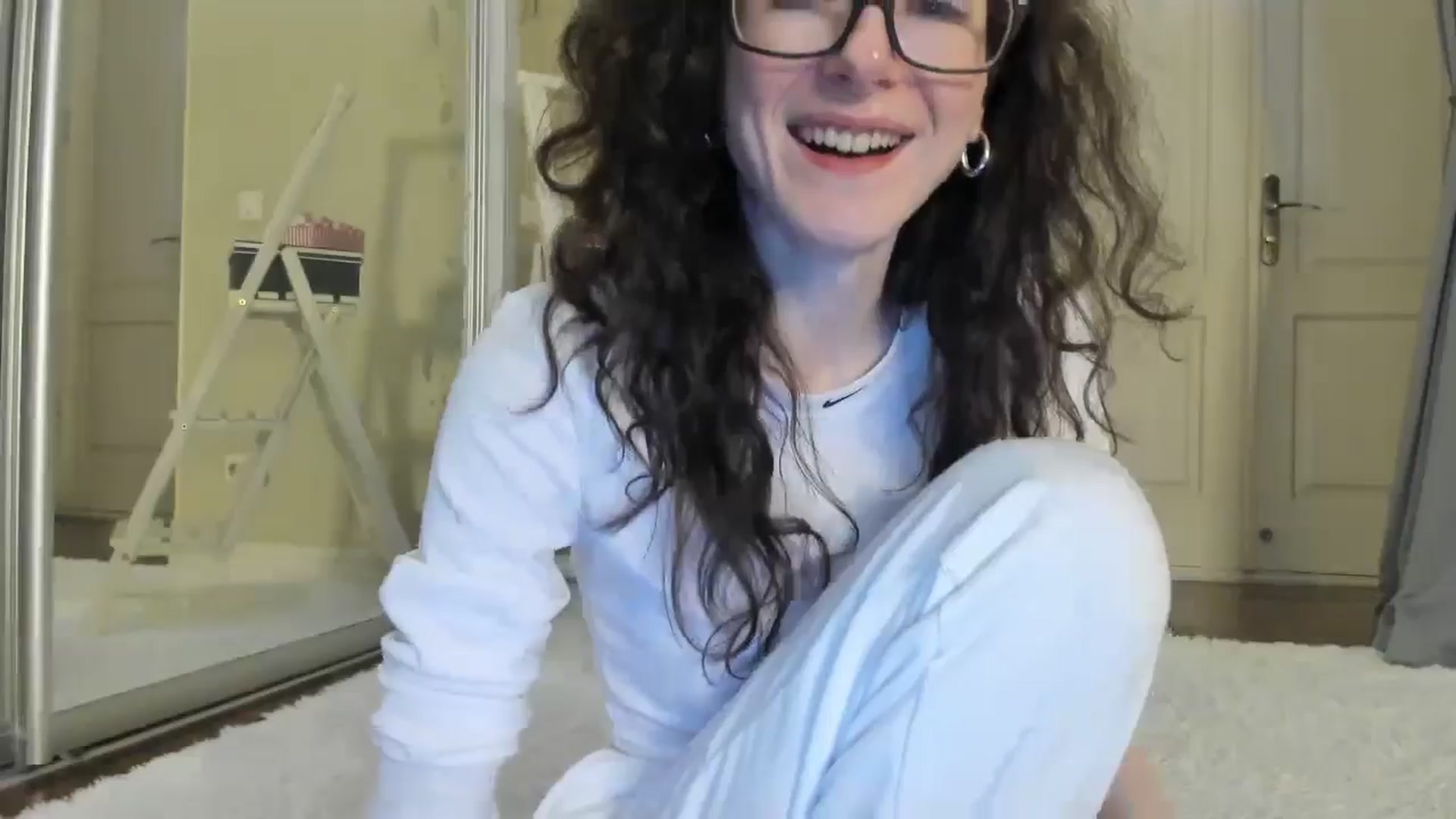 Gallery image thumbnail from Baby_Jewel's myfreecams stream on, 09/10/2024, 12:18 image 4 of 20