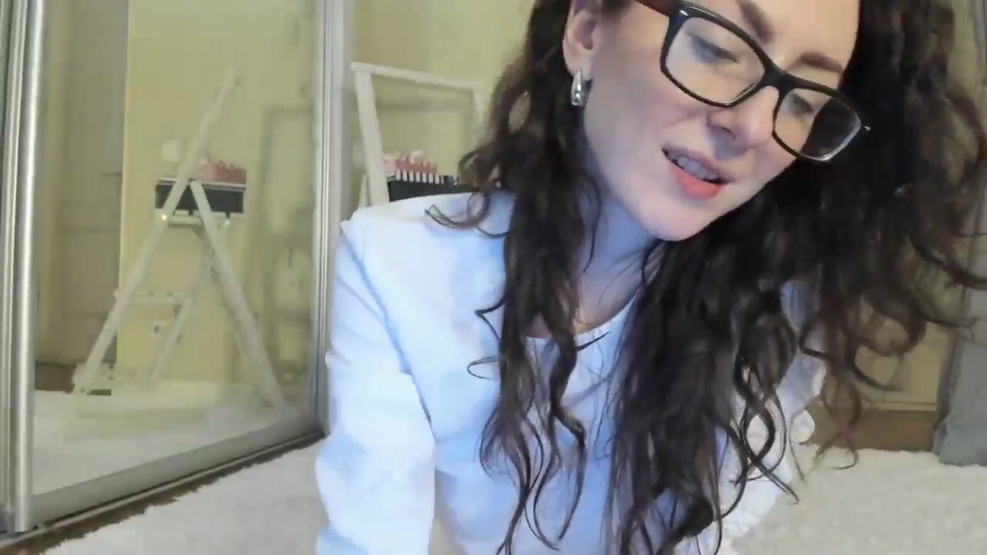 Gallery image thumbnail from Baby_Jewel's myfreecams stream on, 09/10/2024, 12:18 image 16 of 20