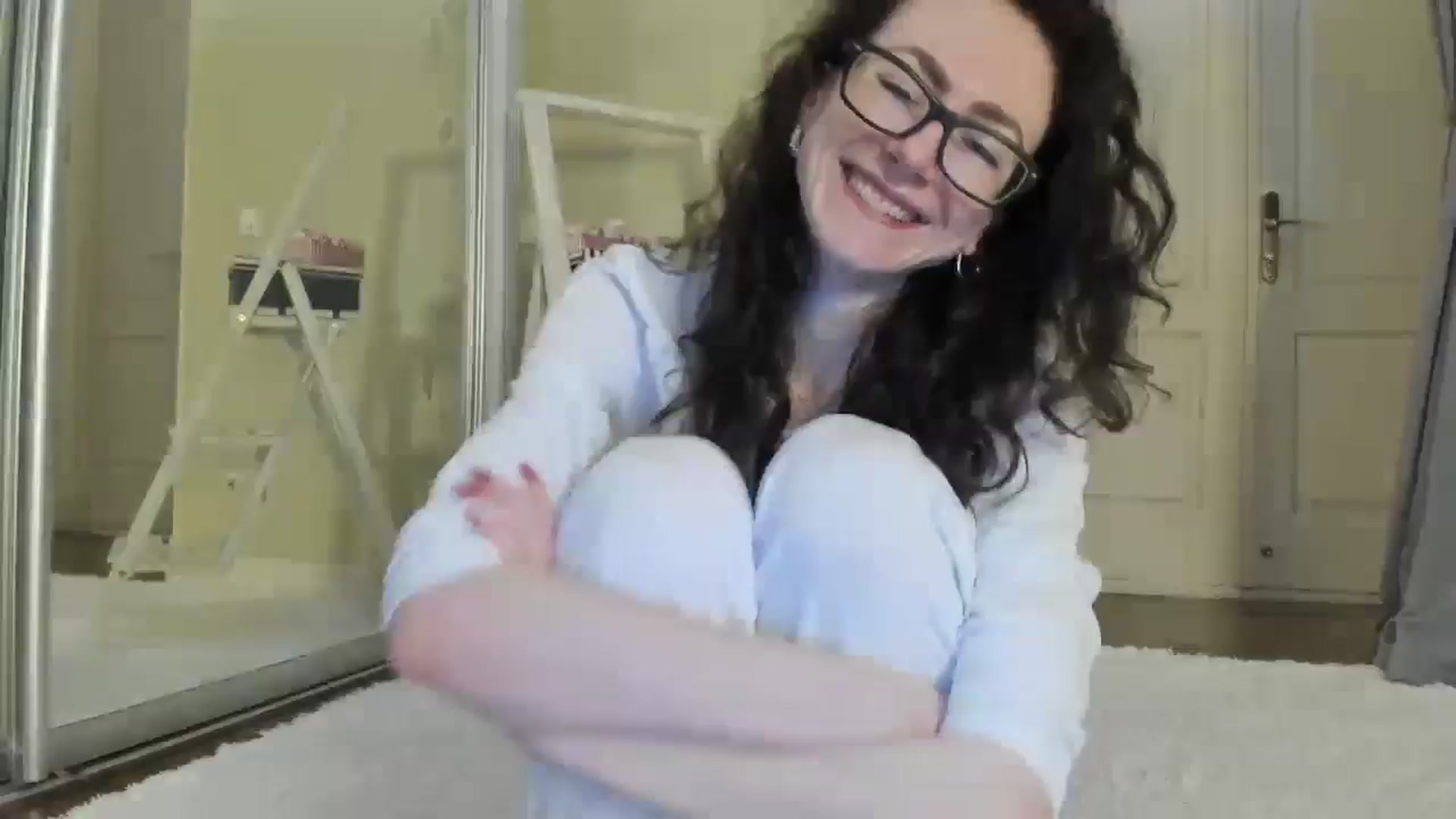 Gallery image thumbnail from Baby_Jewel's myfreecams stream on, 09/10/2024, 12:18 image 14 of 20