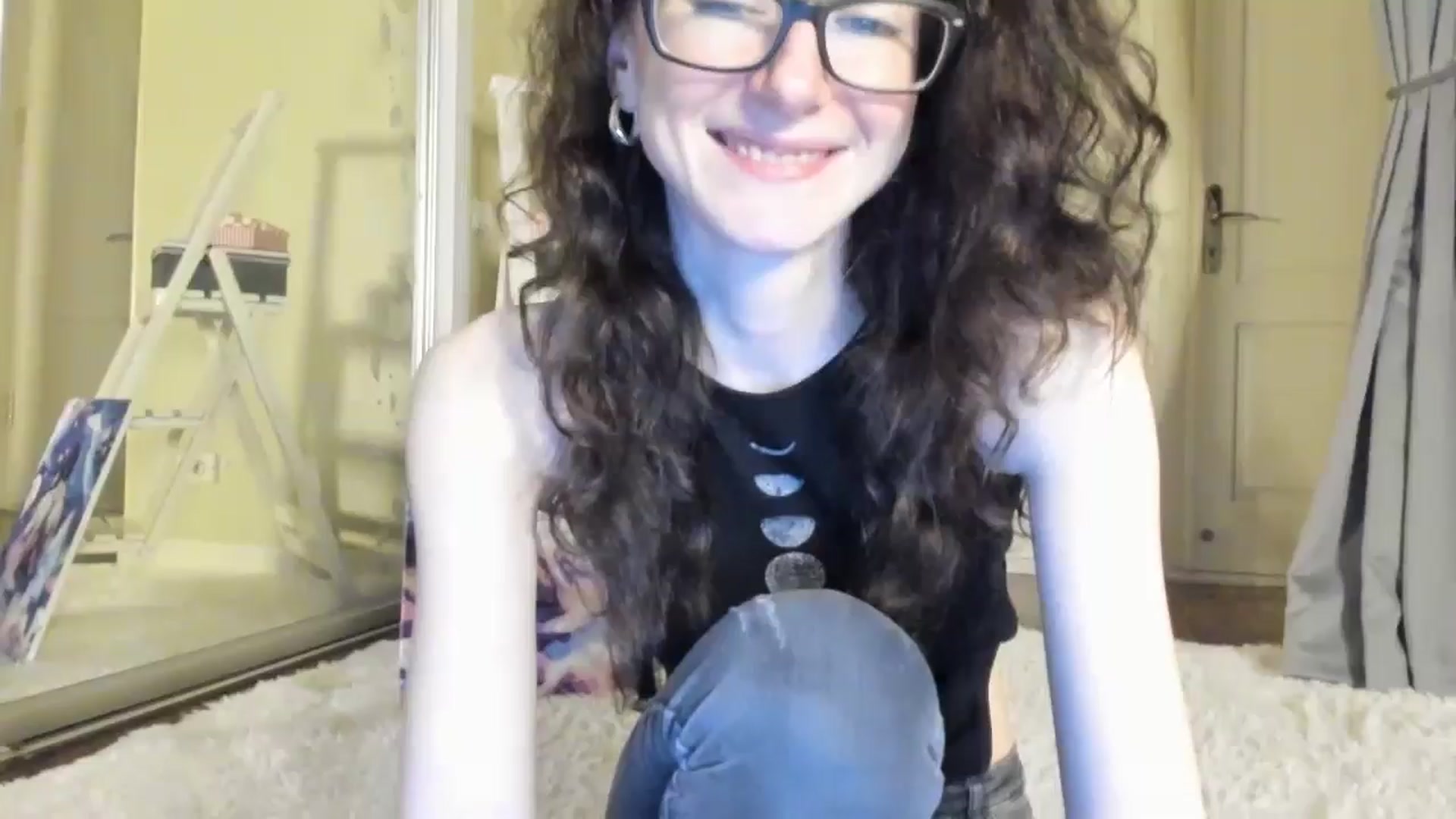 Gallery image thumbnail from Baby_Jewel's myfreecams stream on, 09/12/2024, 10:33 image 8 of 20