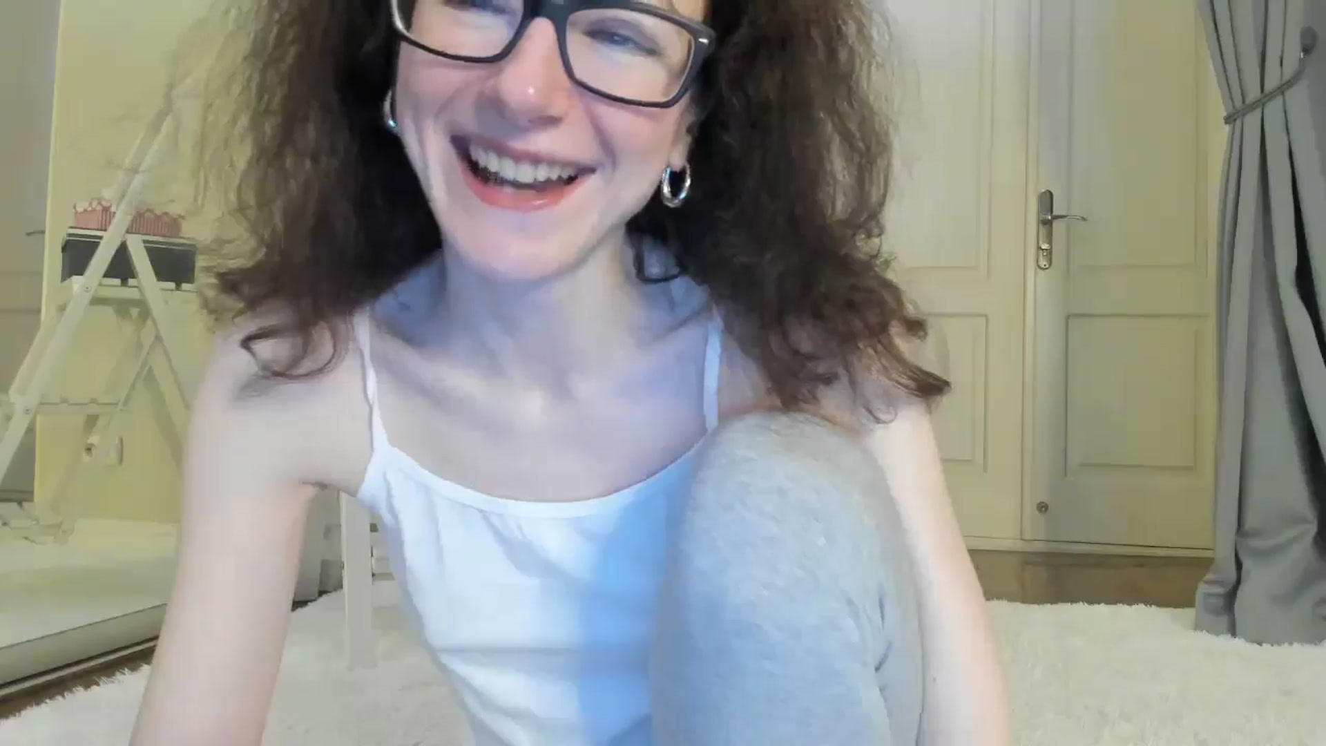 Gallery image thumbnail from Baby_Jewel's myfreecams stream on, 09/17/2024, 08:51 image 7 of 20