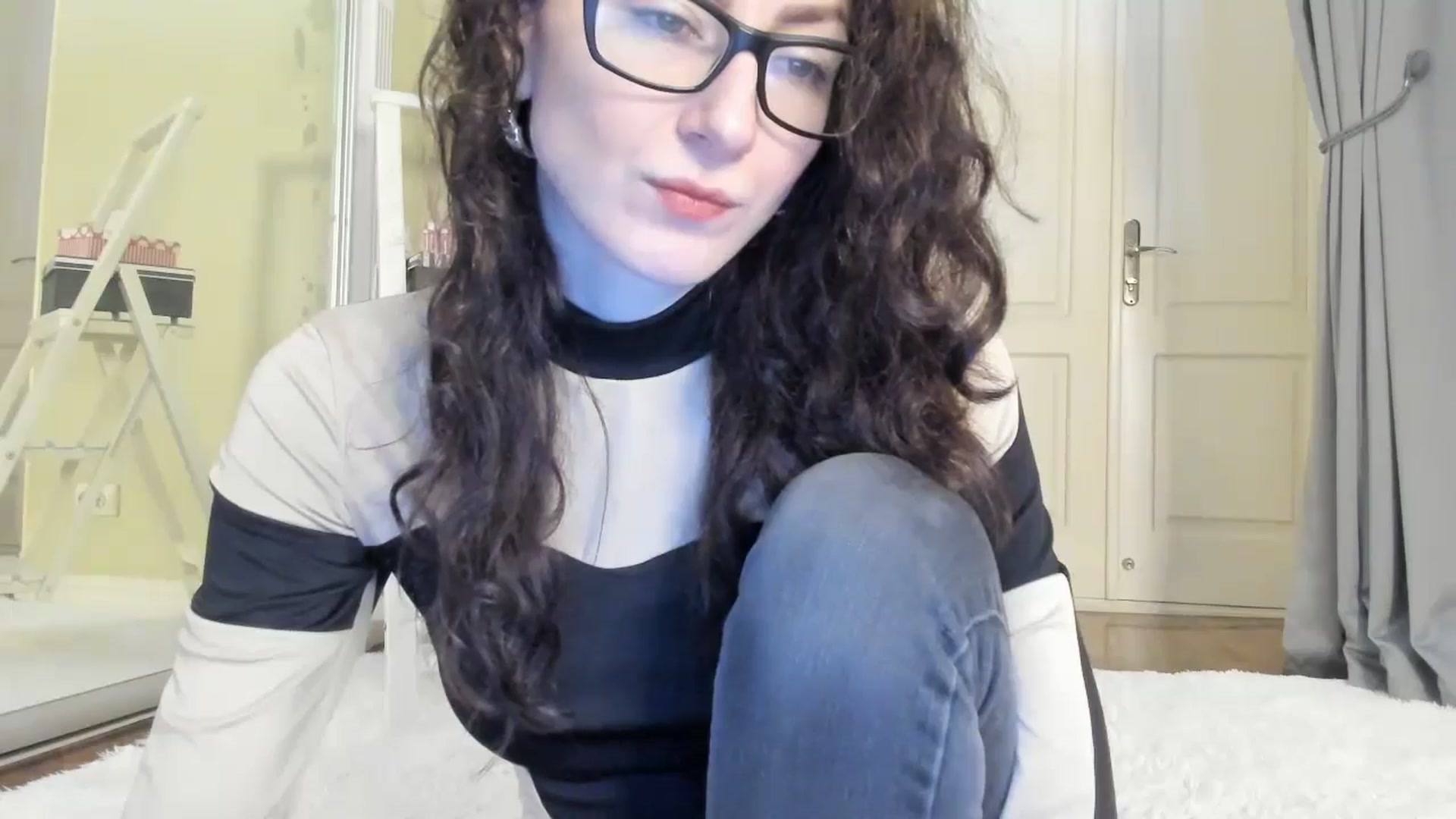 Gallery image thumbnail from Baby_Jewel's myfreecams stream on, 09/18/2024, 08:40 image 14 of 20