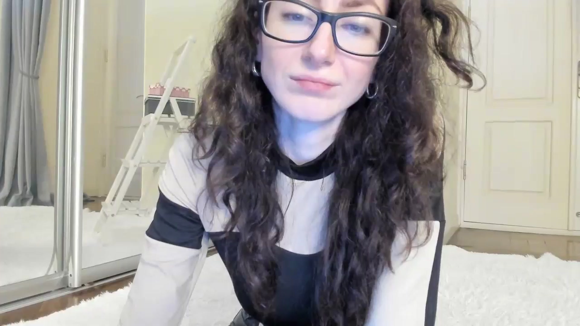 Gallery image thumbnail from Baby_Jewel's myfreecams stream on, 09/18/2024, 10:25 image 2 of 20