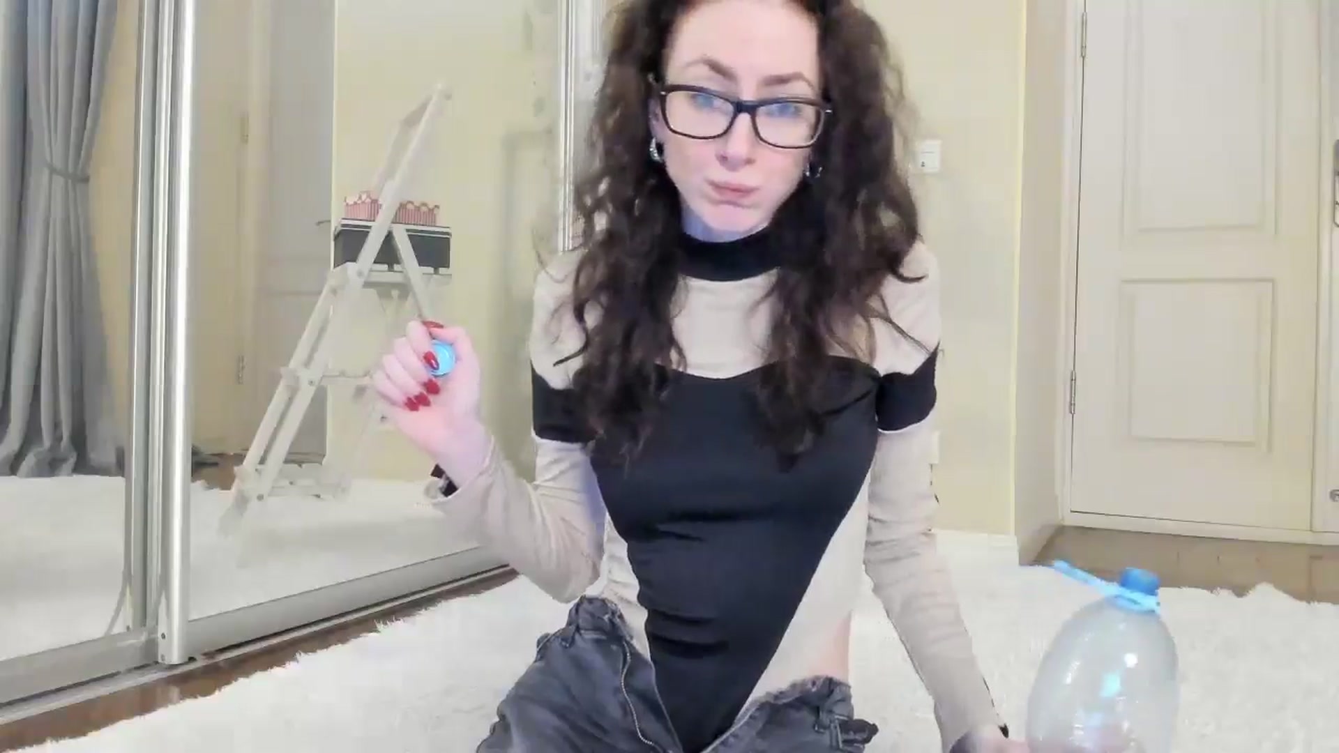 Gallery image thumbnail from Baby_Jewel's myfreecams stream on, 09/18/2024, 10:25 image 5 of 20