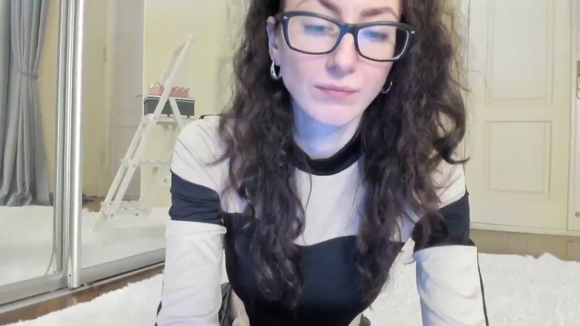 Gallery image thumbnail from Baby_Jewel's myfreecams stream on, 09/18/2024, 10:25 image 6 of 20
