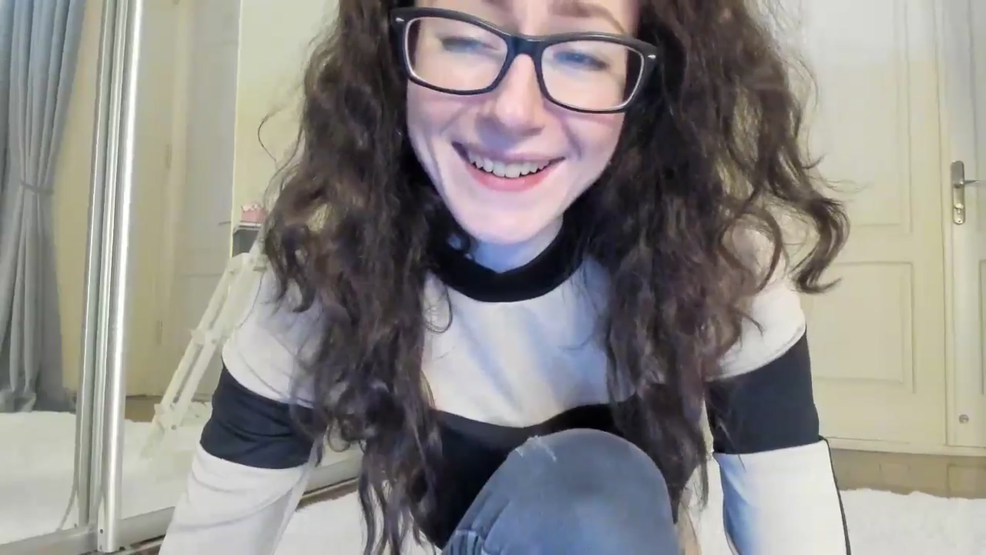 Gallery image thumbnail from Baby_Jewel's myfreecams stream on, 09/18/2024, 14:03 image 13 of 20