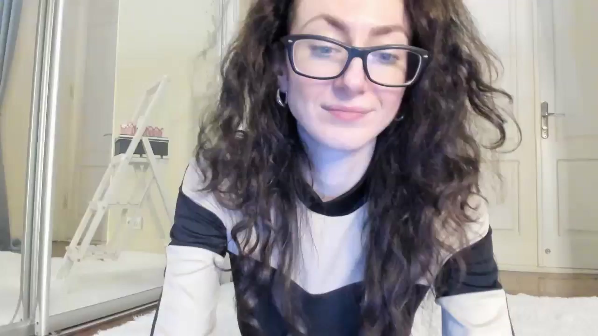 Gallery image thumbnail from Baby_Jewel's myfreecams stream on, 09/18/2024, 14:03 image 1 of 20