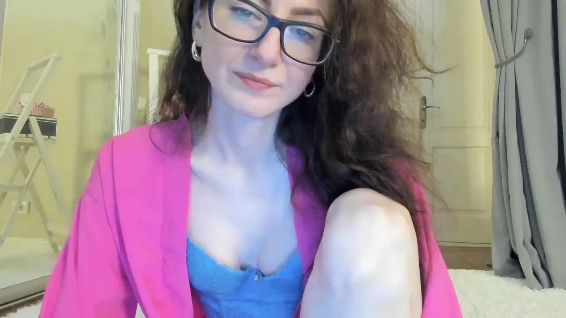Gallery image thumbnail from Baby_Jewel's myfreecams stream on, 09/26/2024, 08:43 image 9 of 20