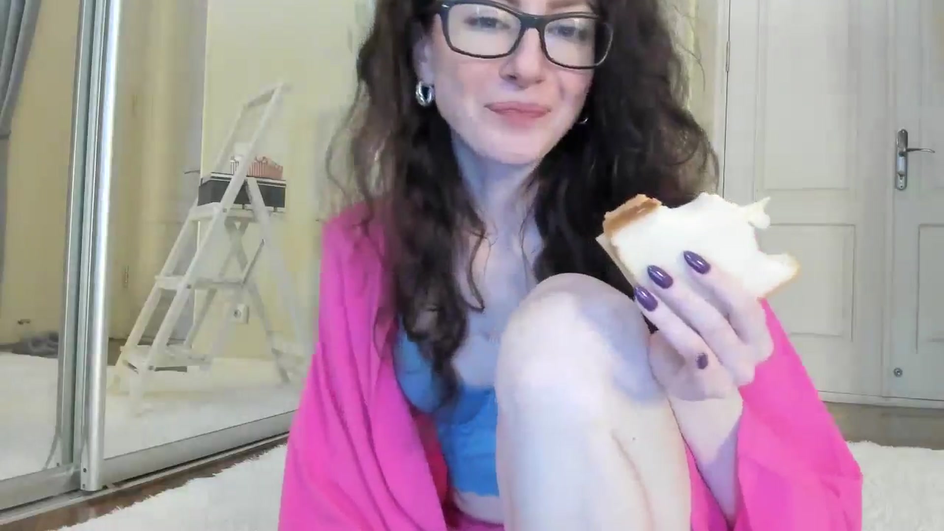 Gallery image thumbnail from Baby_Jewel's myfreecams stream on, 09/26/2024, 10:55 image 3 of 20
