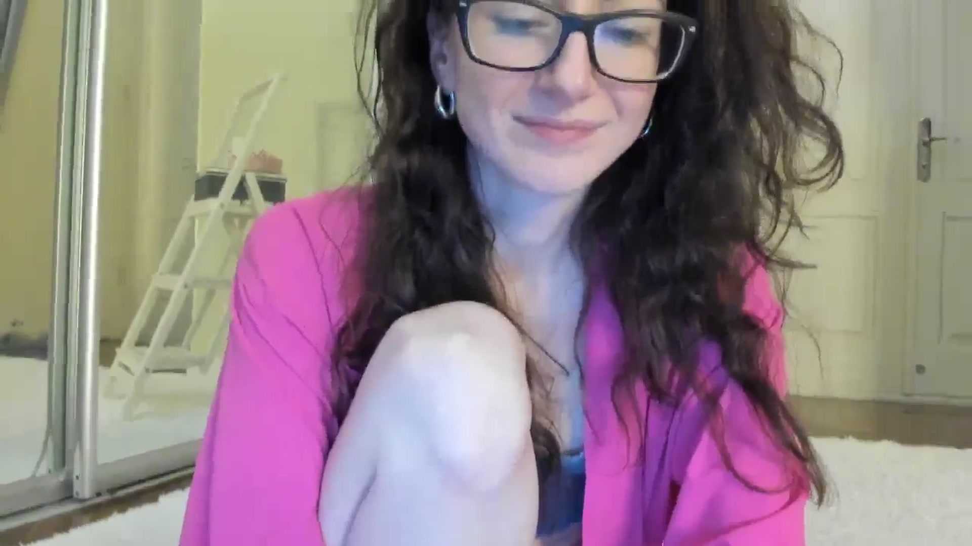 Gallery image thumbnail from Baby_Jewel's myfreecams stream on, 09/26/2024, 14:09 image 6 of 20