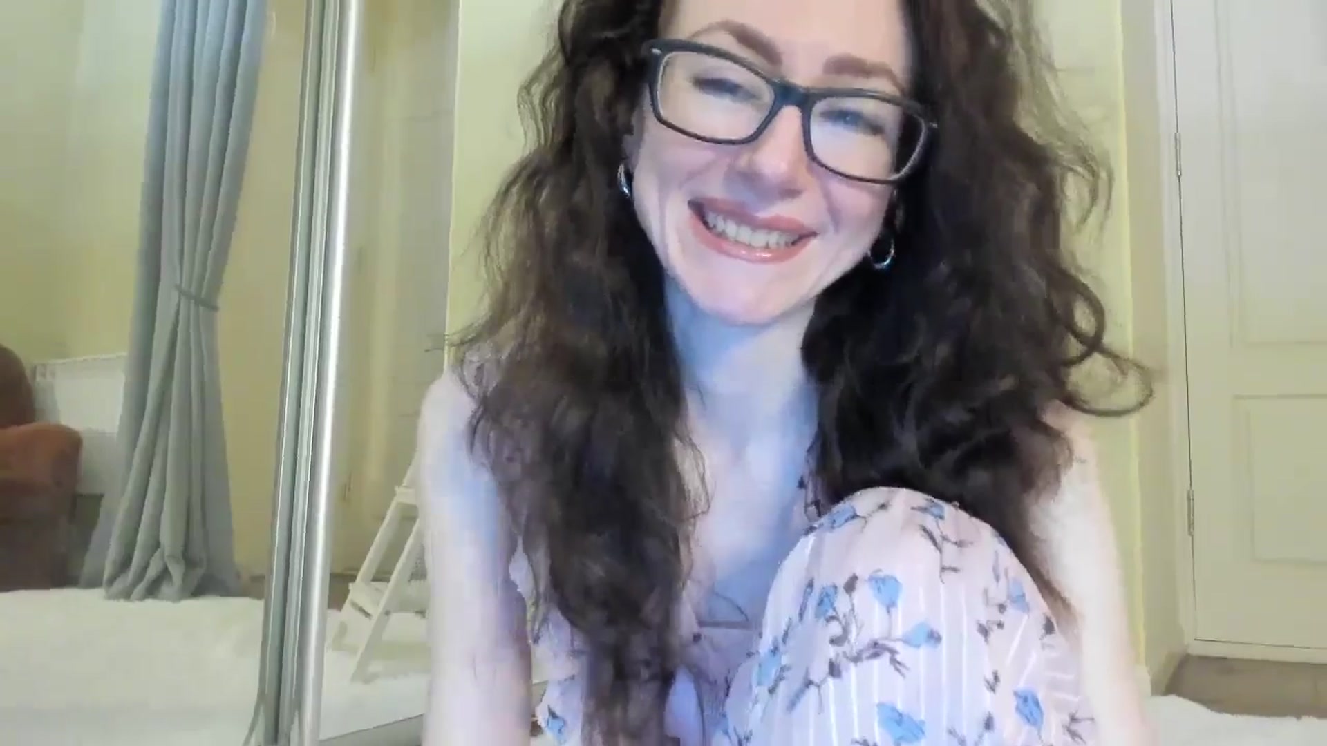 Gallery image thumbnail from Baby_Jewel's myfreecams stream on, 09/28/2024, 09:00 image 17 of 20