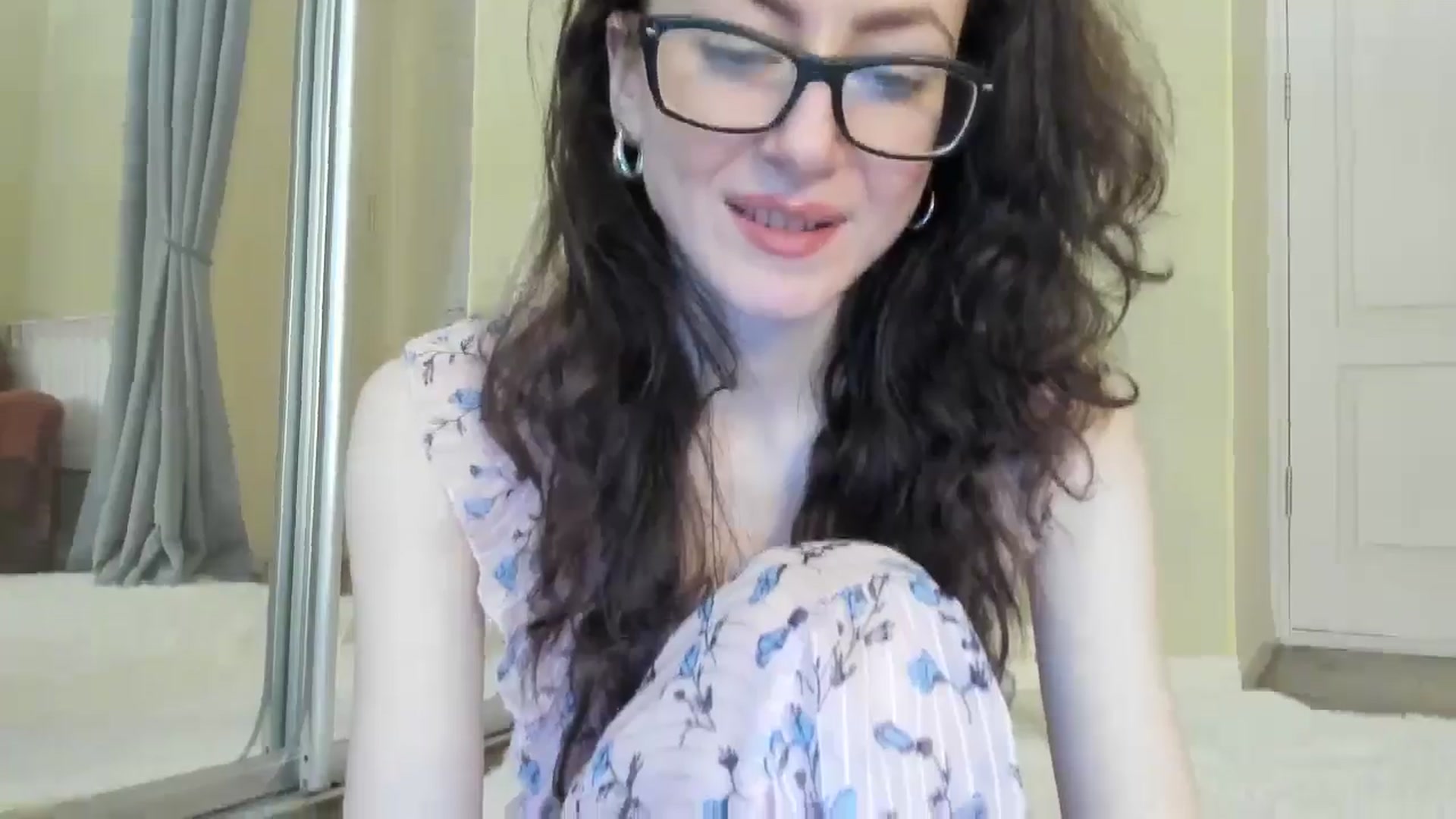 Gallery image thumbnail from Baby_Jewel's myfreecams stream on, 09/28/2024, 11:20 image 17 of 20