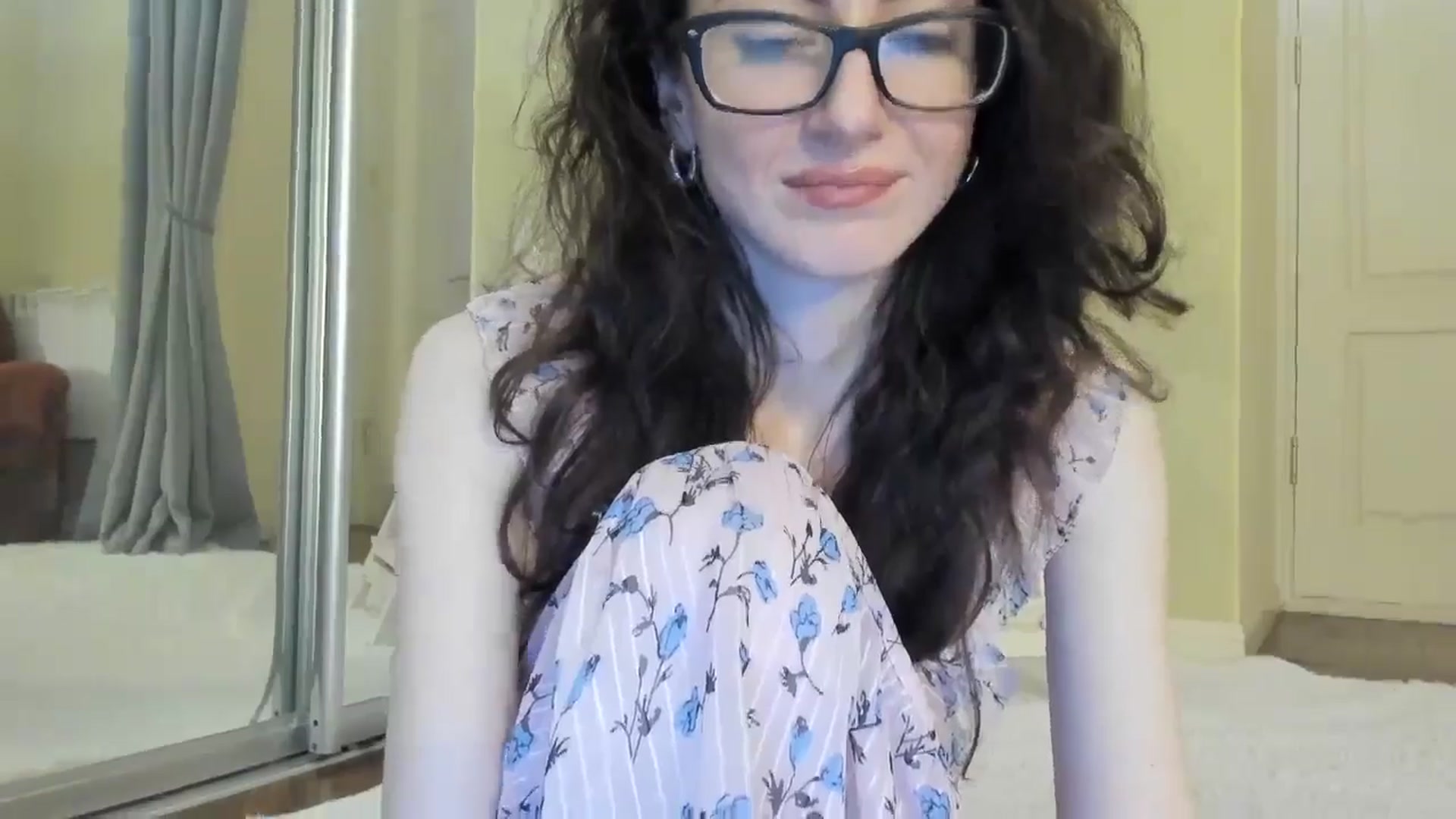 Gallery image thumbnail from Baby_Jewel's myfreecams stream on, 09/28/2024, 11:20 image 9 of 20