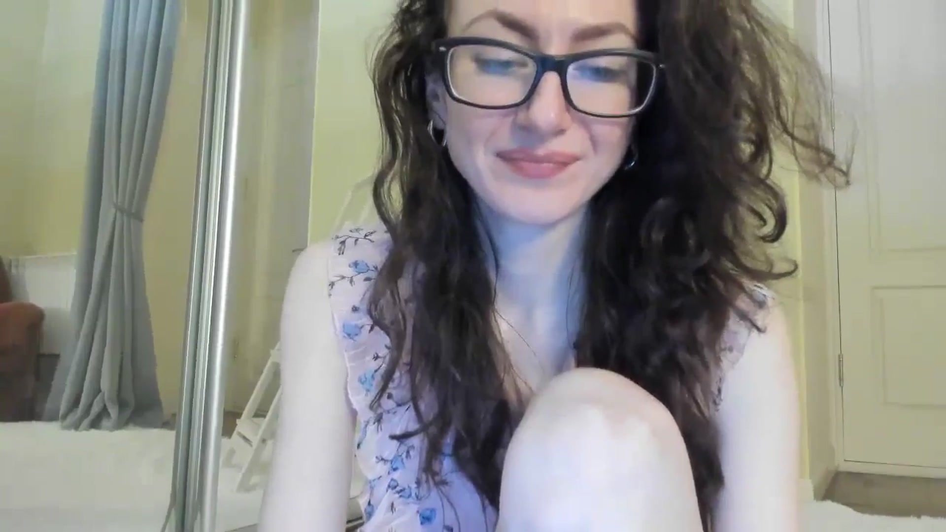 Gallery image thumbnail from Baby_Jewel's myfreecams stream on, 09/28/2024, 11:20 image 5 of 20
