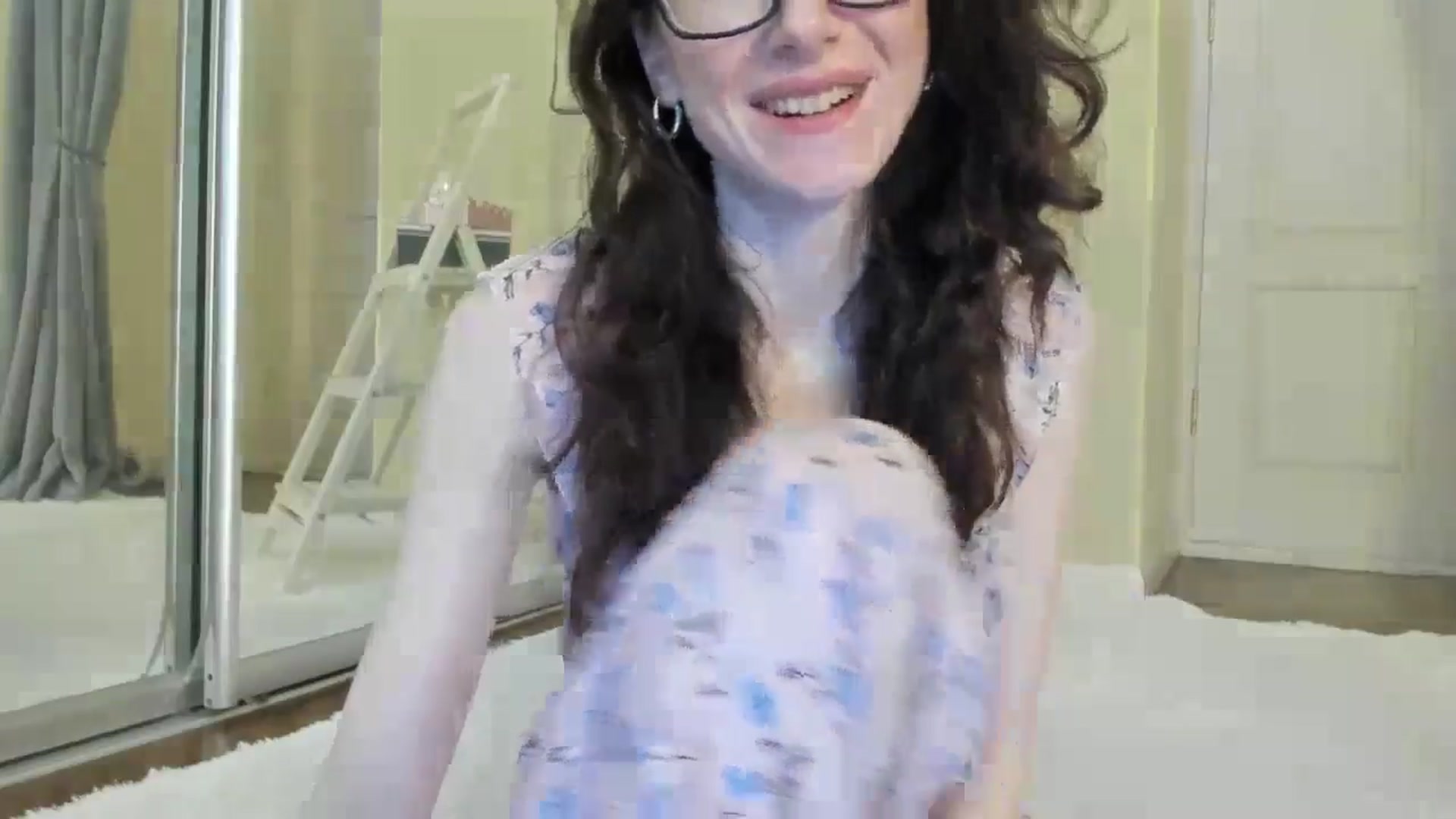 Gallery image thumbnail from Baby_Jewel's myfreecams stream on, 09/28/2024, 12:31 image 7 of 20