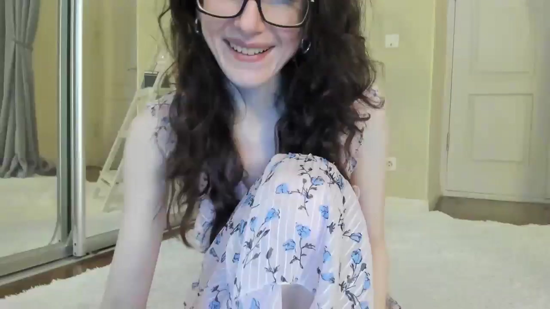 Gallery image thumbnail from Baby_Jewel's myfreecams stream on, 09/28/2024, 12:31 image 4 of 20