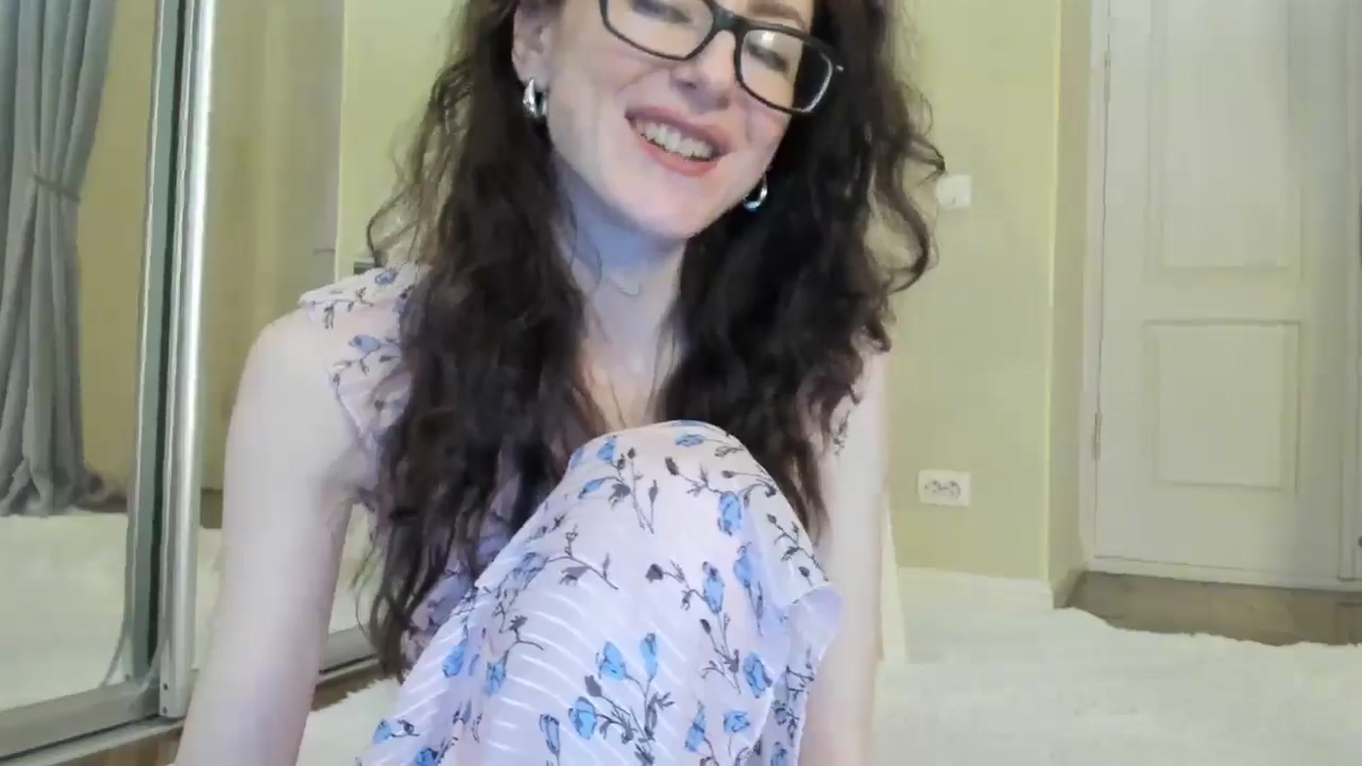 Gallery image thumbnail from Baby_Jewel's myfreecams stream on, 09/28/2024, 12:31 image 17 of 20
