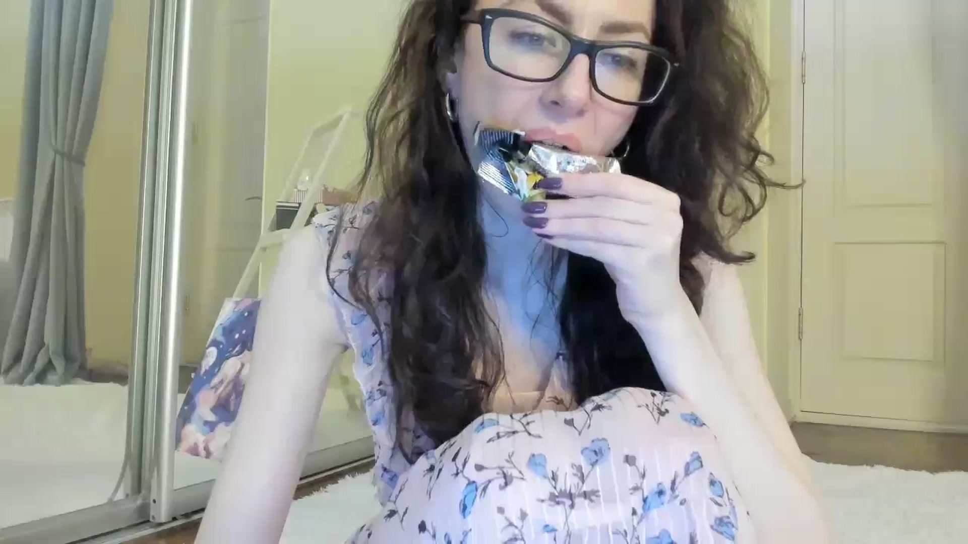 Gallery image thumbnail from Baby_Jewel's myfreecams stream on, 09/28/2024, 13:50 image 6 of 20