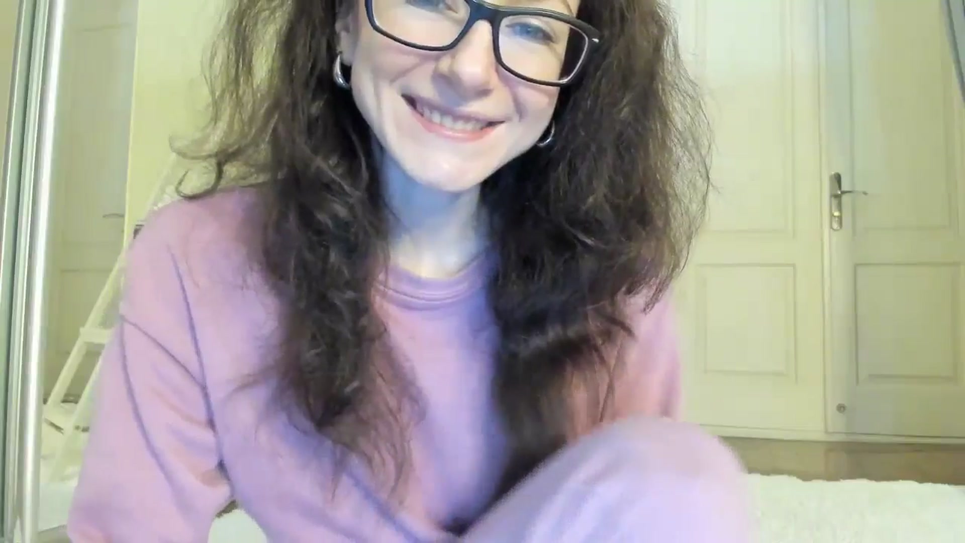 Gallery image thumbnail from Baby_Jewel's myfreecams stream on, 10/01/2024, 08:51 image 14 of 20