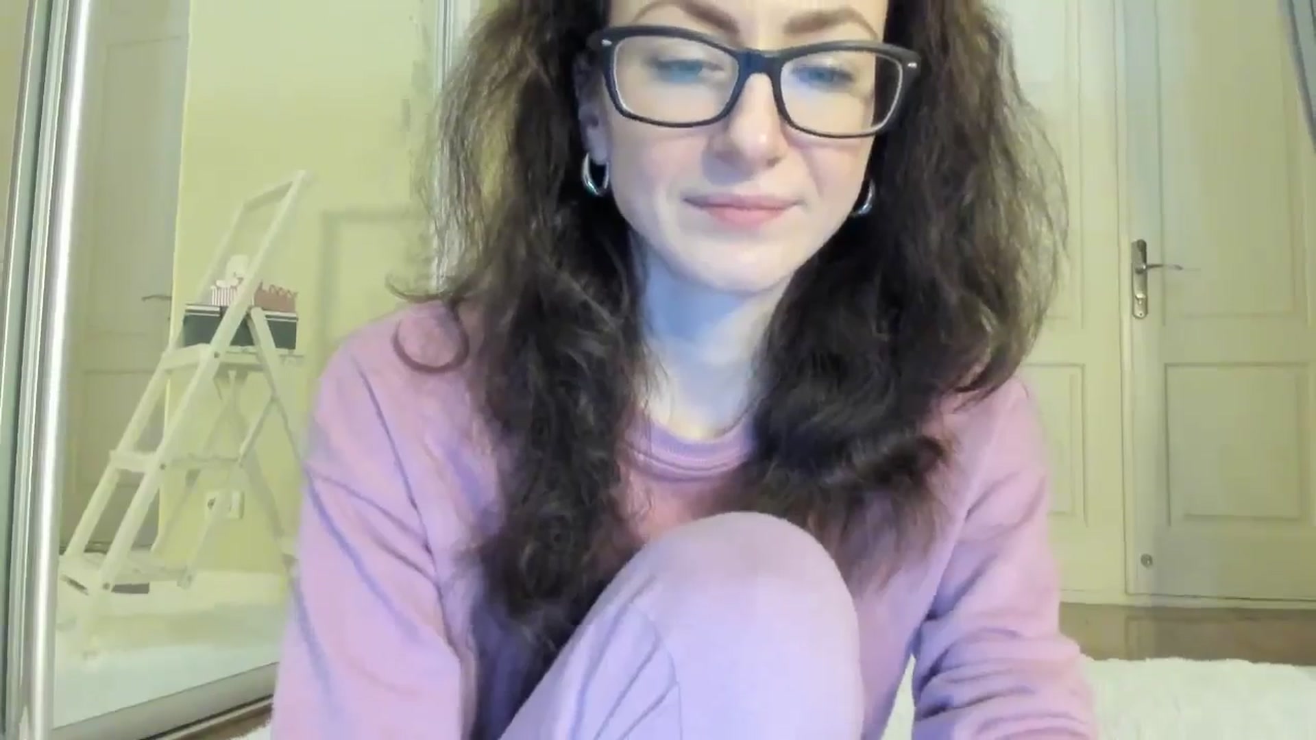 Gallery image thumbnail from Baby_Jewel's myfreecams stream on, 10/01/2024, 08:51 image 15 of 20
