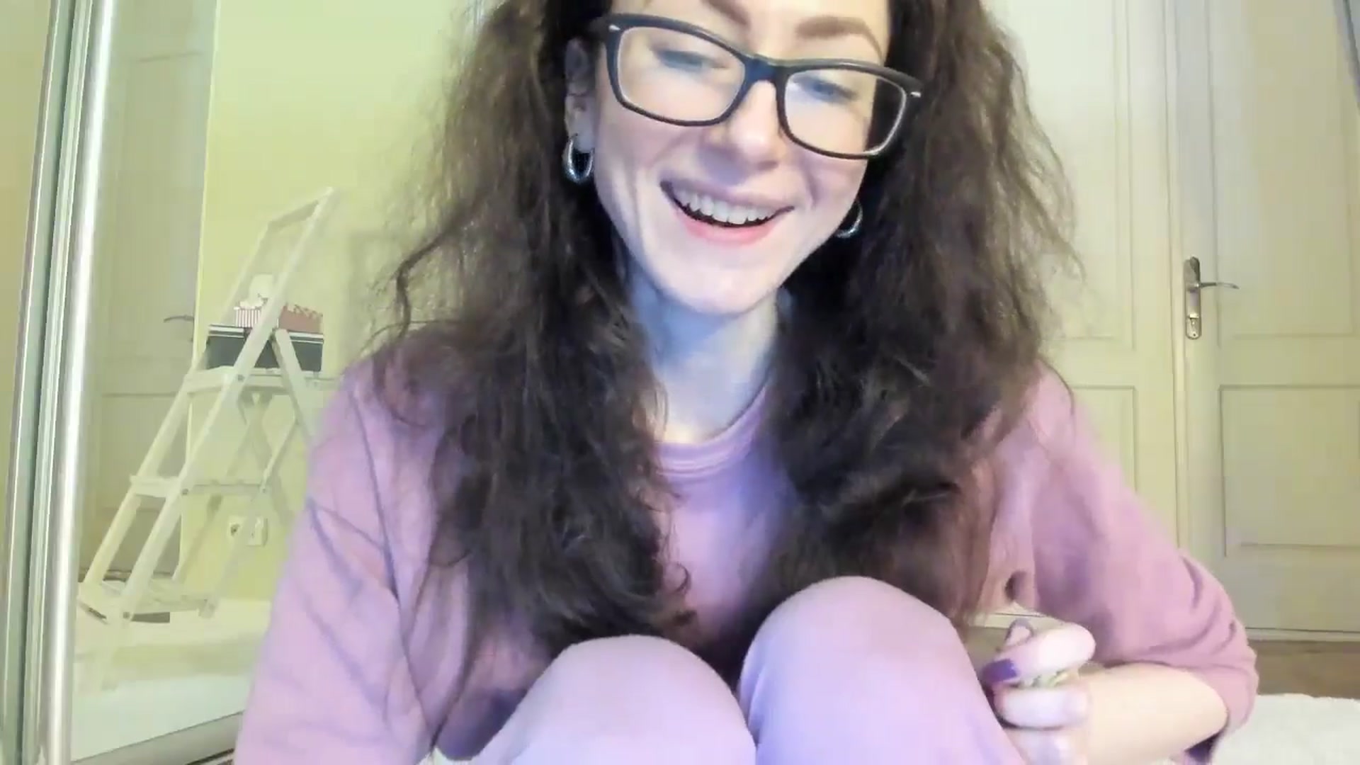 Gallery image thumbnail from Baby_Jewel's myfreecams stream on, 10/01/2024, 08:51 image 3 of 20