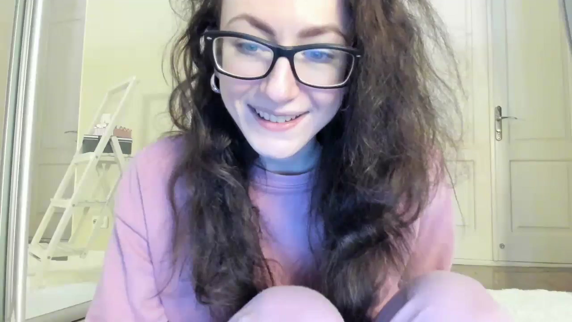 Gallery image thumbnail from Baby_Jewel's myfreecams stream on, 10/01/2024, 08:51 image 18 of 20