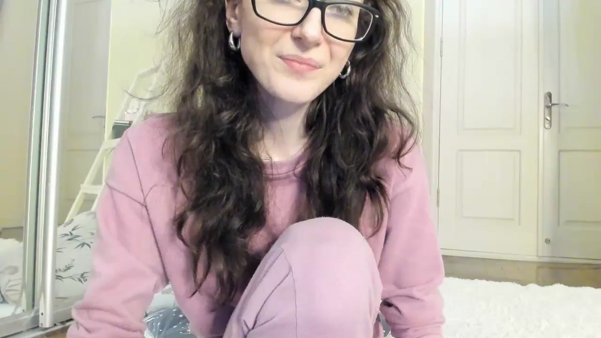Gallery image thumbnail from Baby_Jewel's myfreecams stream on, 10/01/2024, 12:50 image 8 of 20