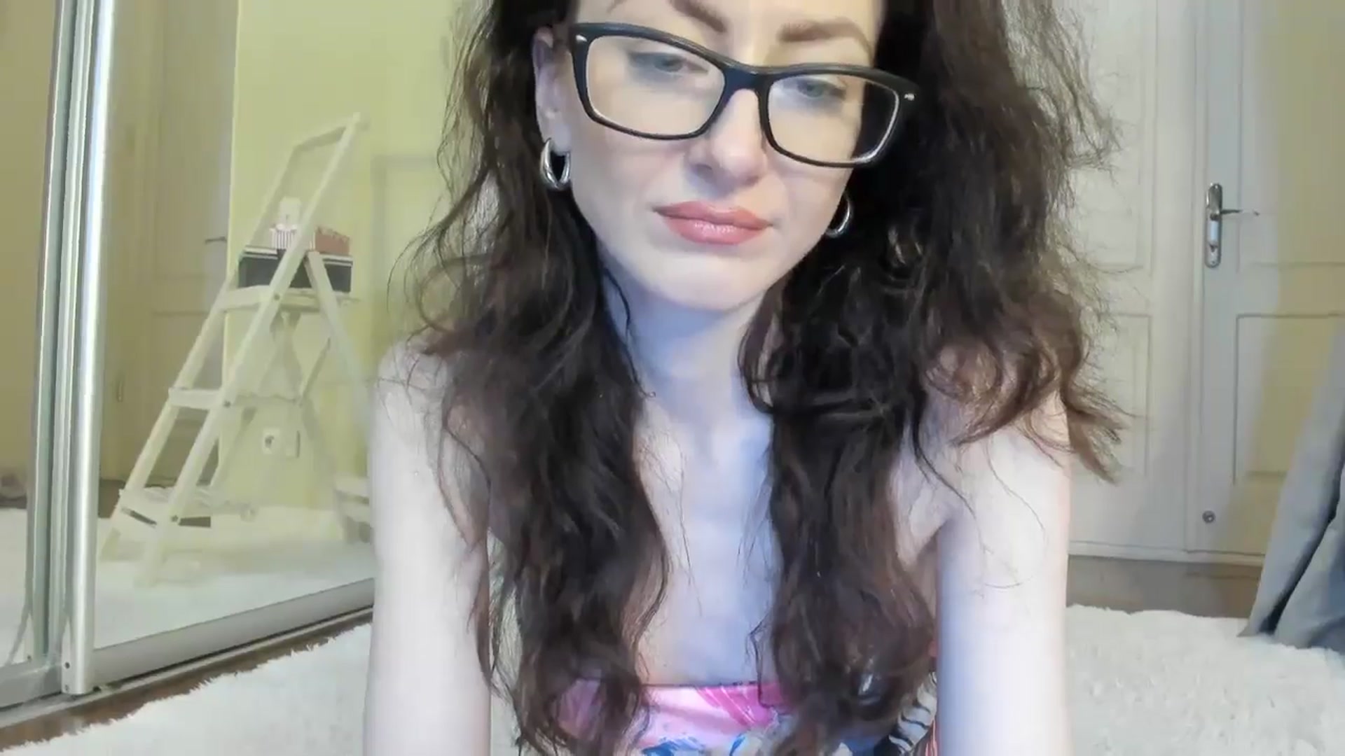 Gallery image thumbnail from Baby_Jewel's myfreecams stream on, 10/03/2024, 10:15 image 18 of 20
