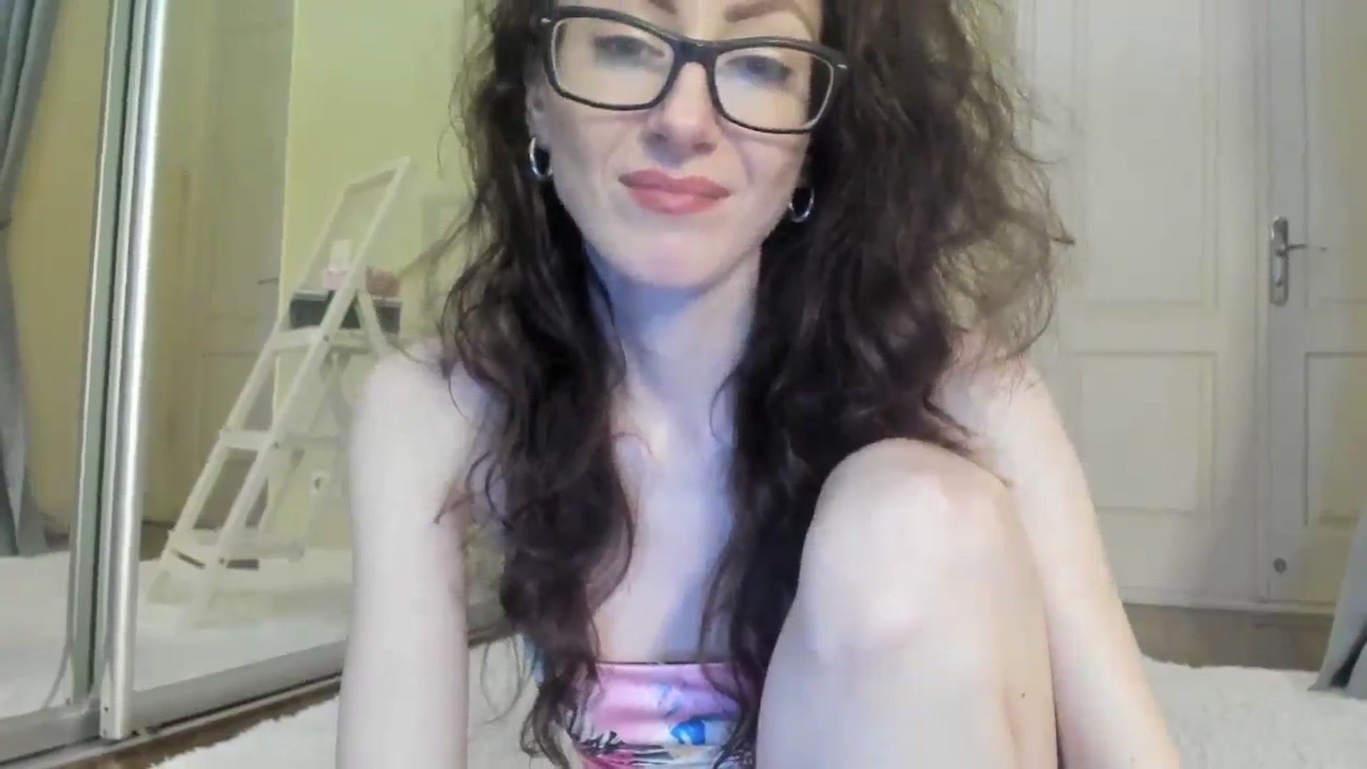 Gallery image thumbnail from Baby_Jewel's myfreecams stream on, 10/03/2024, 11:57 image 11 of 20